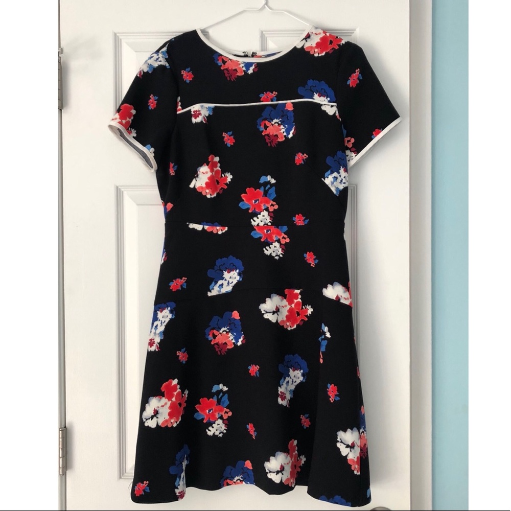 Beautiful Vince Camuto Floral Dress